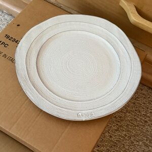 NIB Anthropologie Glenna Italian Earthen Dinner Plates